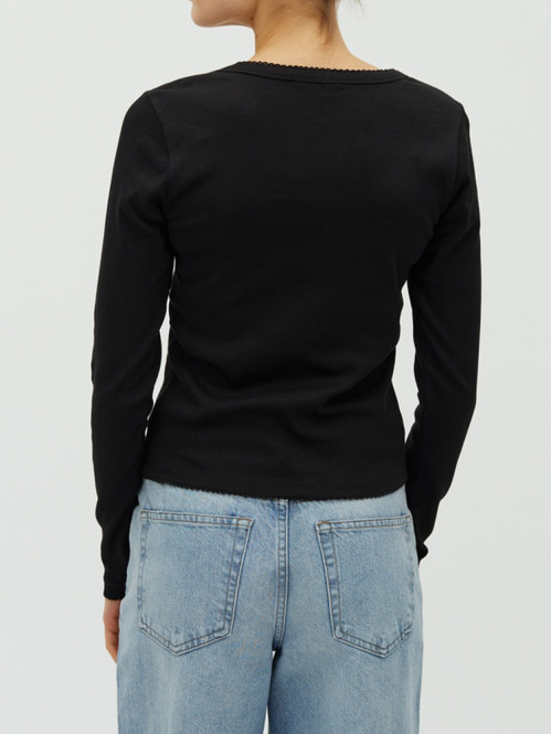 Otis ls crochet-m evelyn top black 