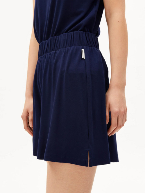 Relaxed jersey shorts tinted navy 