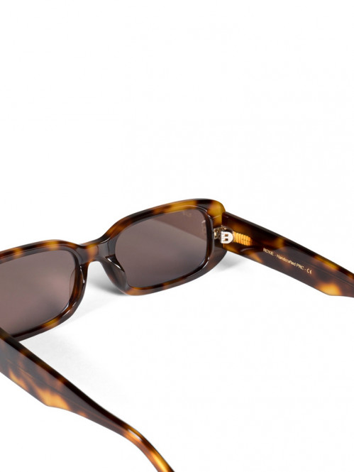 Roxie sunglass tortoise brown OS