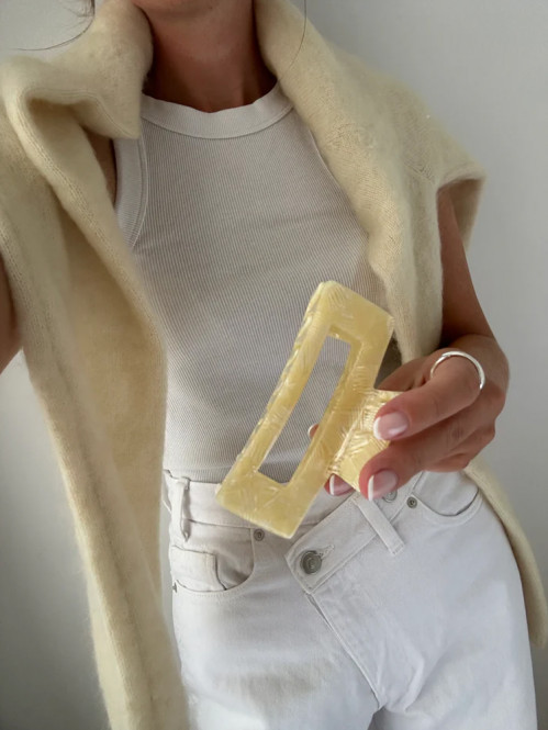 Mila clip soft sun 