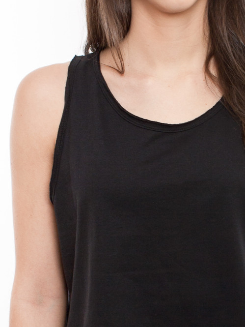 Edge short top black 