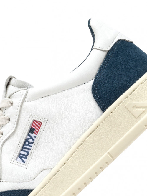 Medalist mens sneaker goat white capri 