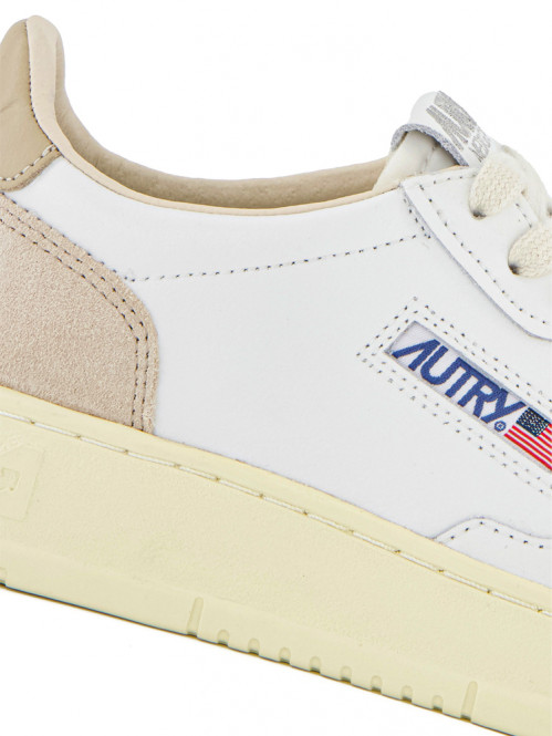 Medalist low suede white pepper 