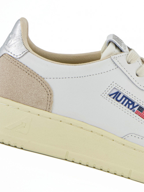 Medalist wmns sneaker suede white silver 