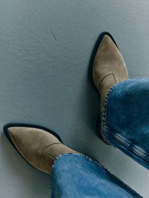 Elva boots suede dust green 
