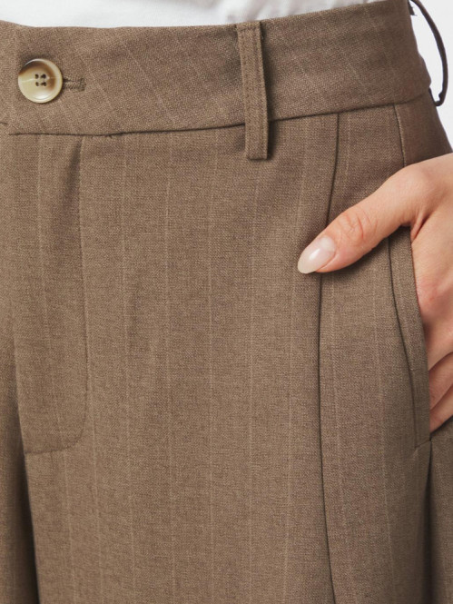 Essiall pinstripe pant taupe 