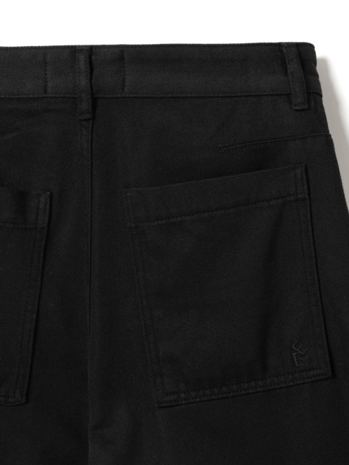 Wide leg jeans garment dyed black 