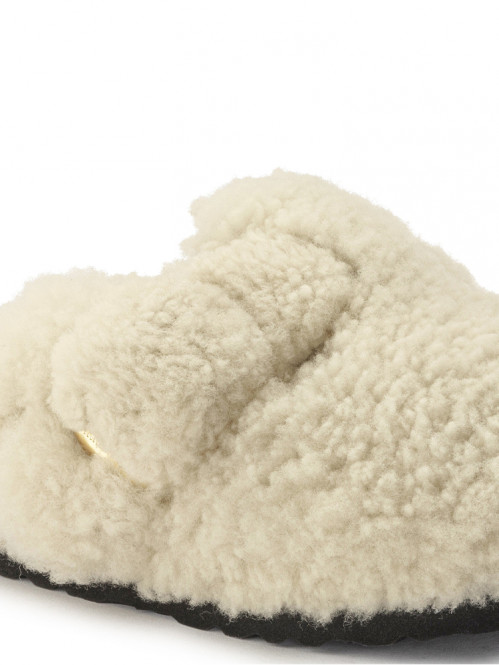 Boston big buckle teddy eggshell 
