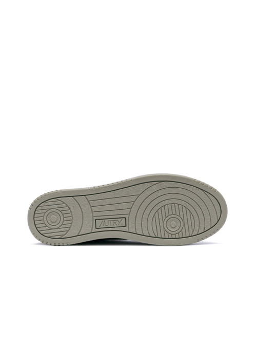 Medalist men sneaker silver sage ivory 