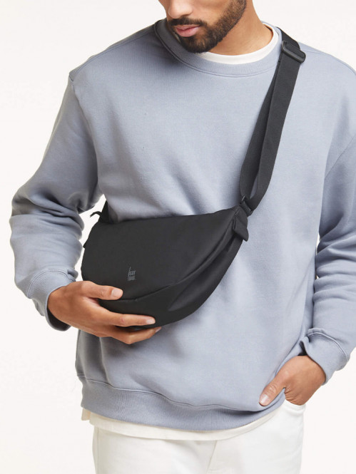 Cloud moon bag small black 