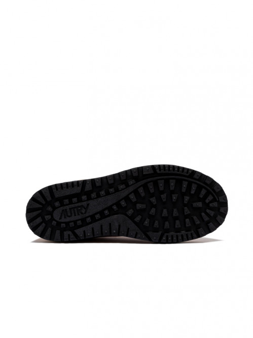 Wildpace low man dragon sneaker buck thor 