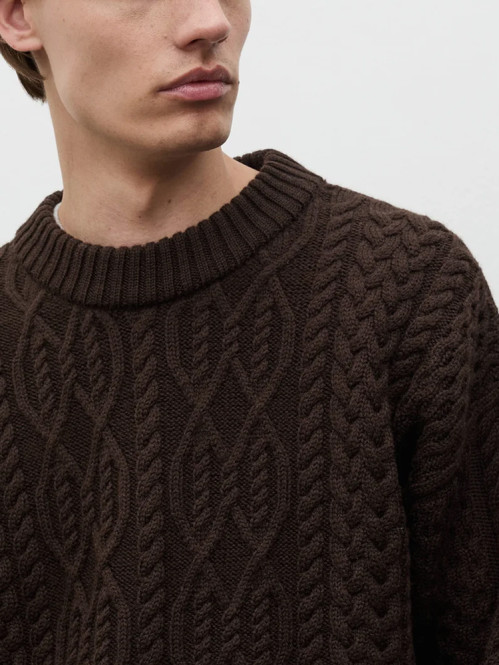 Nordhavn aran crewneck sweater brown 