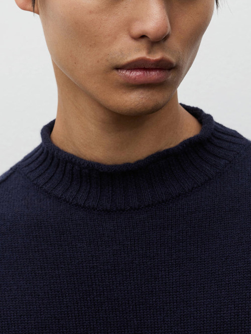 Sagvatnet wool roll neck dk navy 
