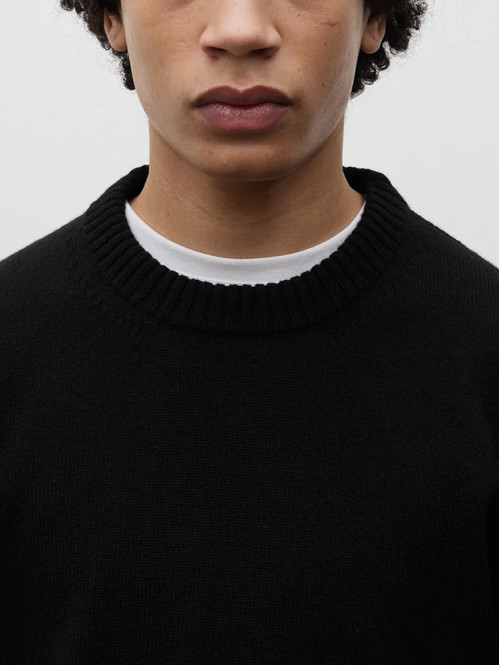 Stensmark lambswool pullover black 