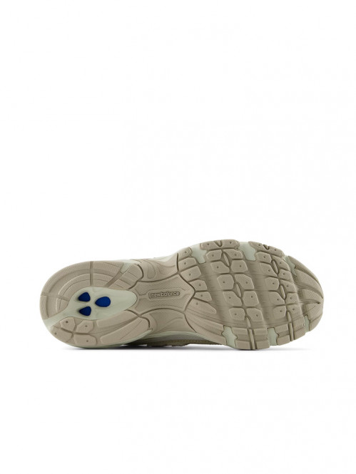 U740IN2 sneaker incense 